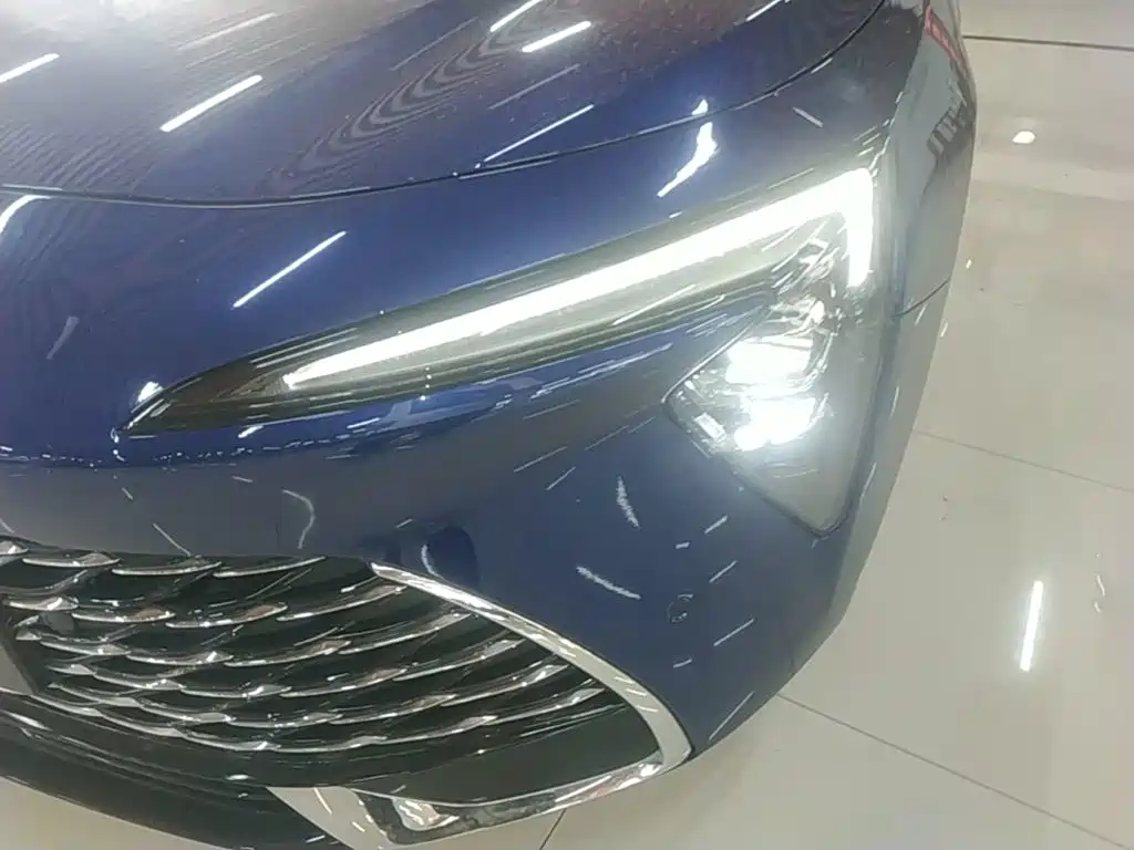 Фото 24 - Buick LaCrosse