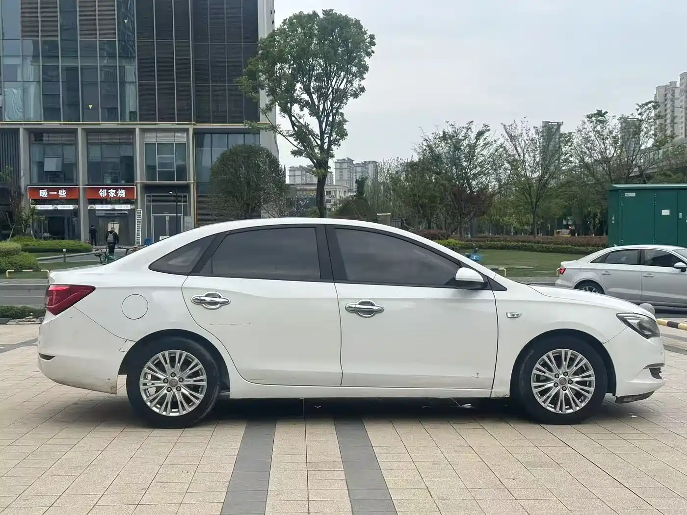Buick Excelle 2017 15N Automatic Elite фото 8