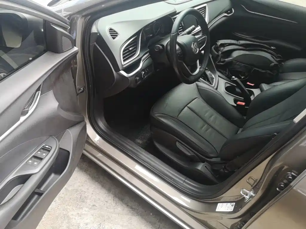 Фото 16 - Buick Excelle