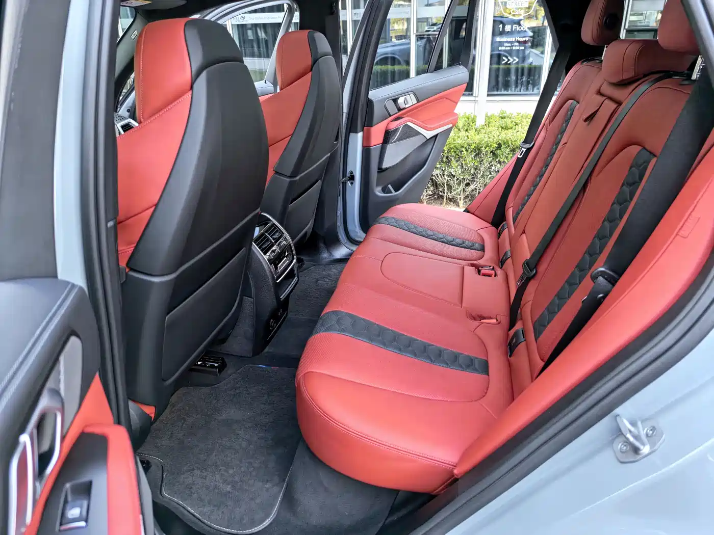 BMW X5 M 2023 Model X5 M Thunder Edition фото 35