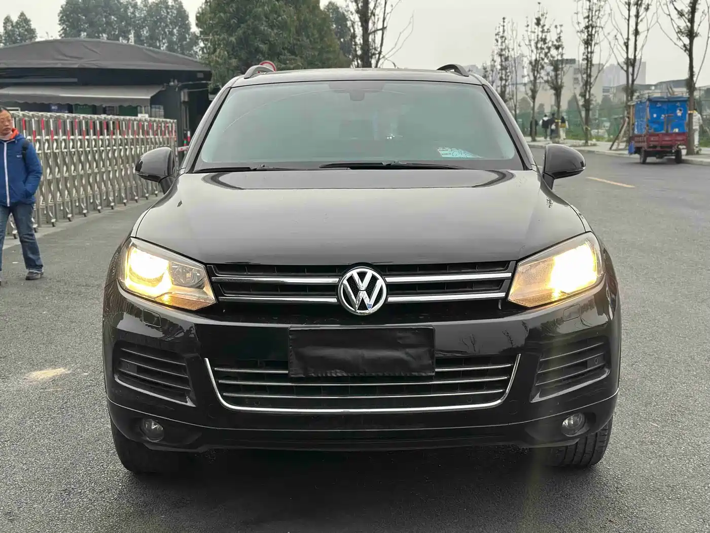 Volkswagen Touareg 2012 R-Line High Spec фото 2