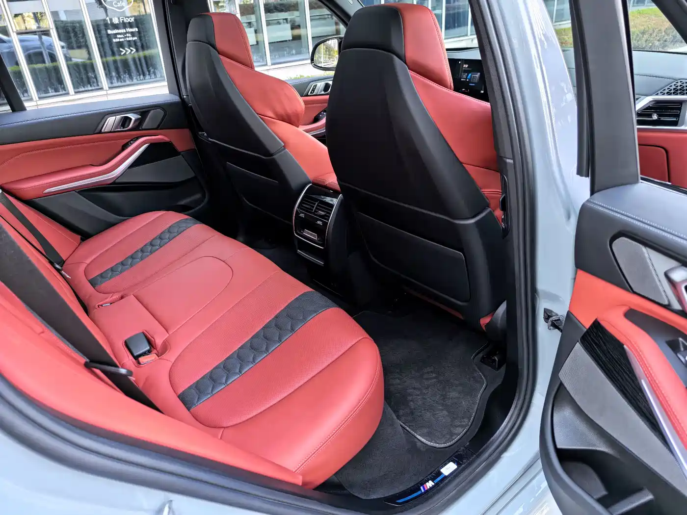 BMW X5 M 2023 Model X5 M Thunder Edition фото 32