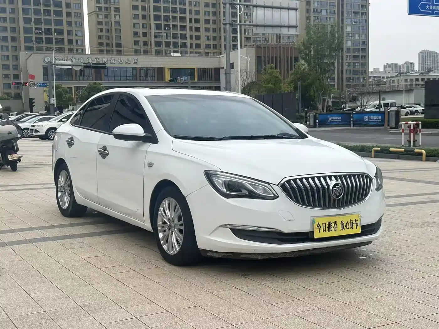 Buick Excelle 2017 15N Automatic Elite фото 3