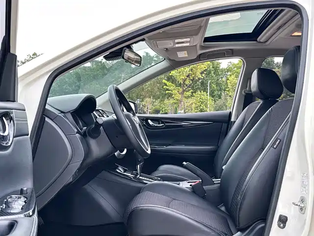 Nissan Tiida 2016 1.6L CVT Smart Edition — фото 4