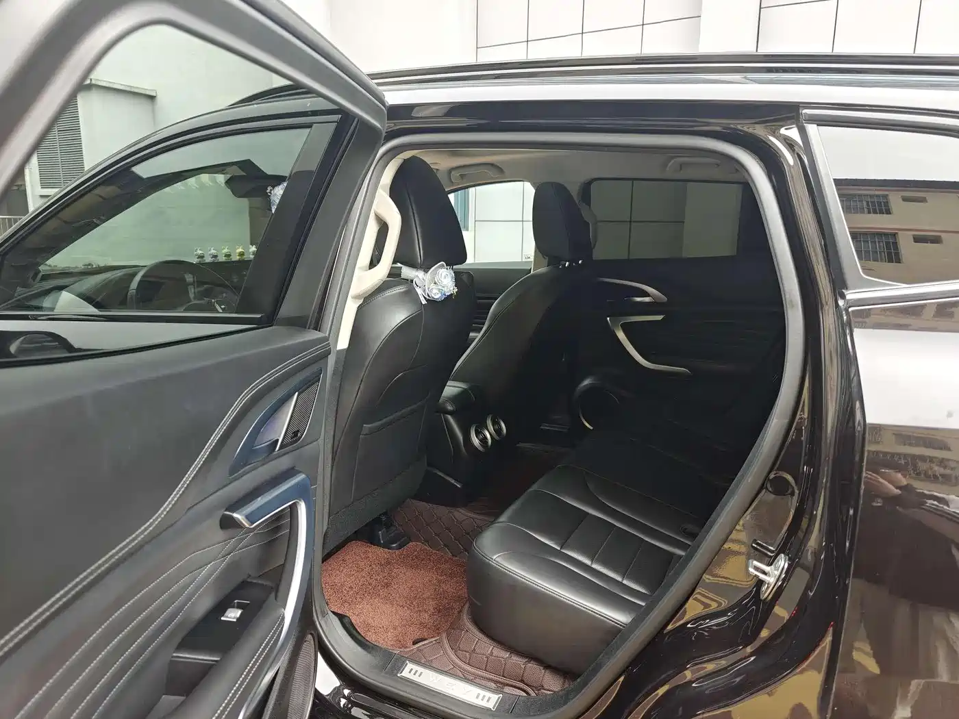 WEI PAI WEI BRAND VV7