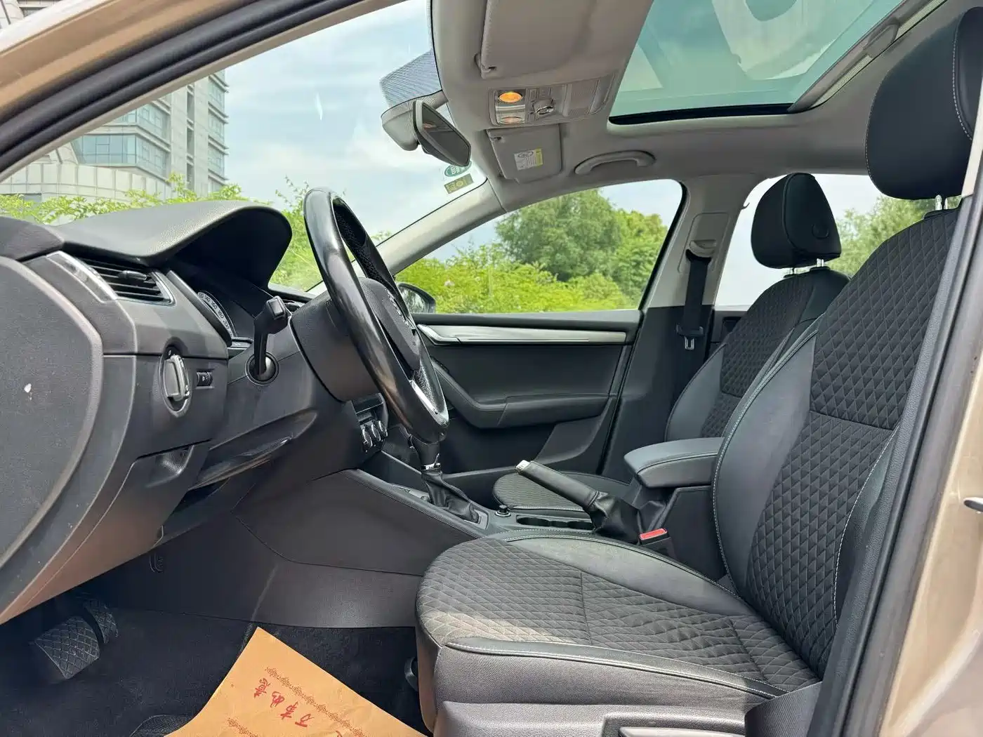 Škoda Octavia 2018 TSI230 DSG Luxury Edition фото 4