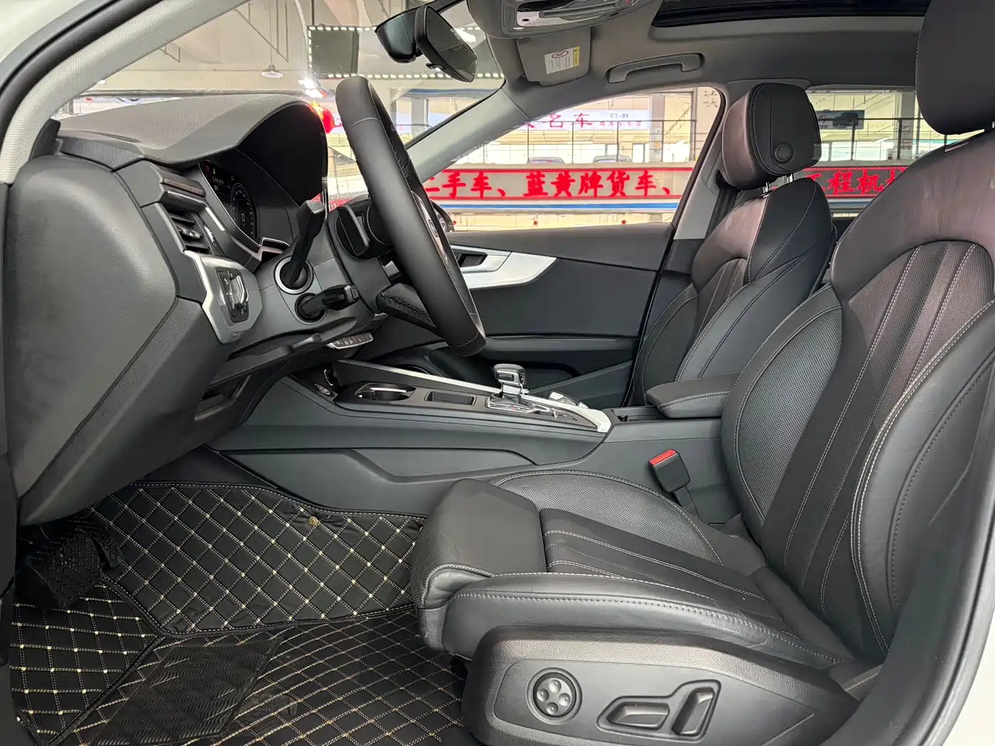 Audi A4L 2020 40 TFSI Fashion Dynamic Edition фото 4
