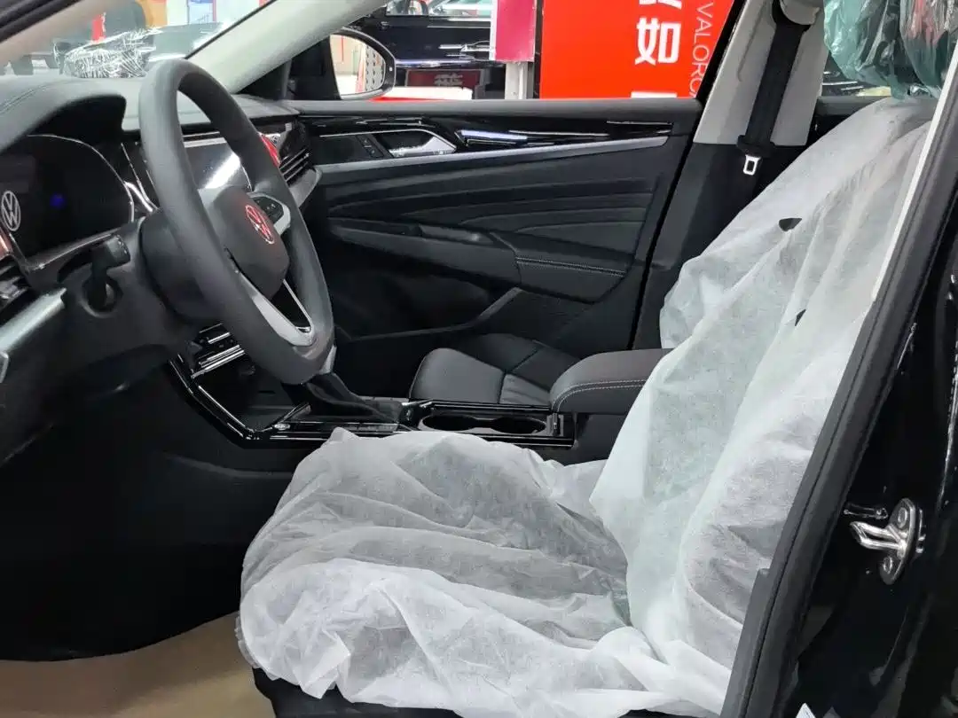 VOLKSWAGEN PASSAT NEW ENERGY