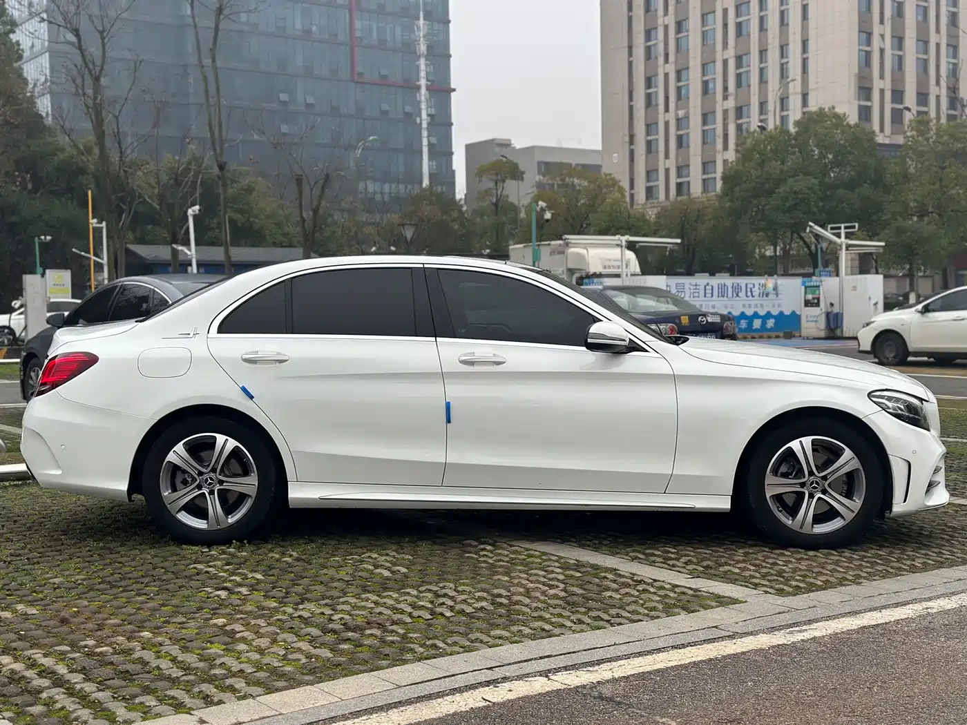 Mercedes-Benz C-Class 2020 Facelift C 260 L Sport фото 4