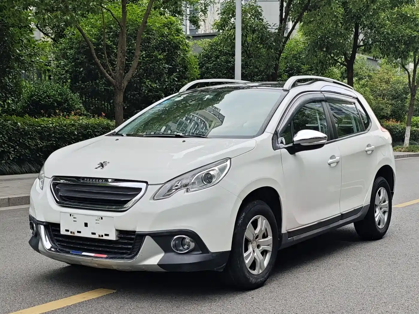 Peugeot 2008 2015 1.6L Automatic Cool Edition