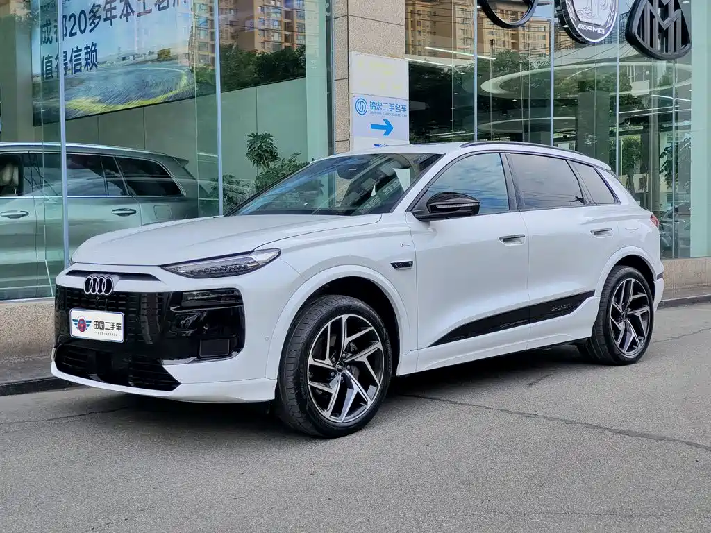 Audi Q6L e-tron