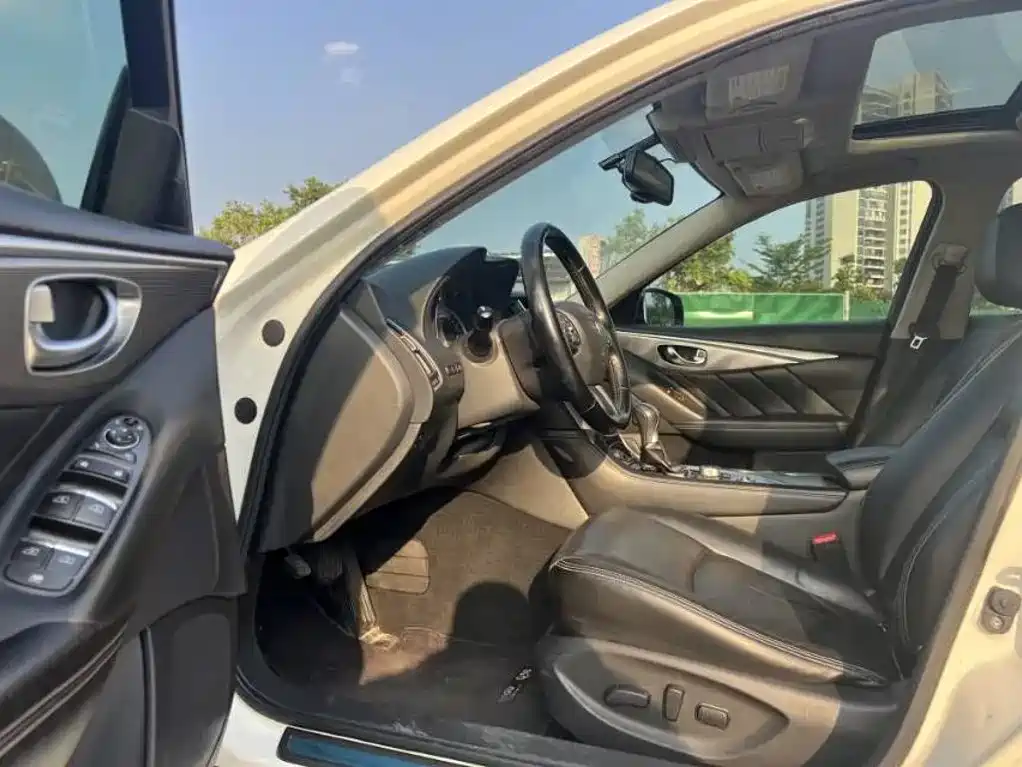 Infiniti Q50L 2015 2016 Model 2.0T Joy Edition