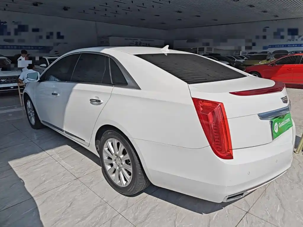 Photo 5 - Cadillac XTS