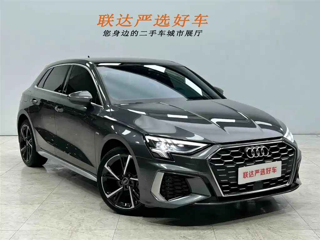 Audi A3 2023 Facelift Sportback 35 TFSI Fashion Sport фото 23