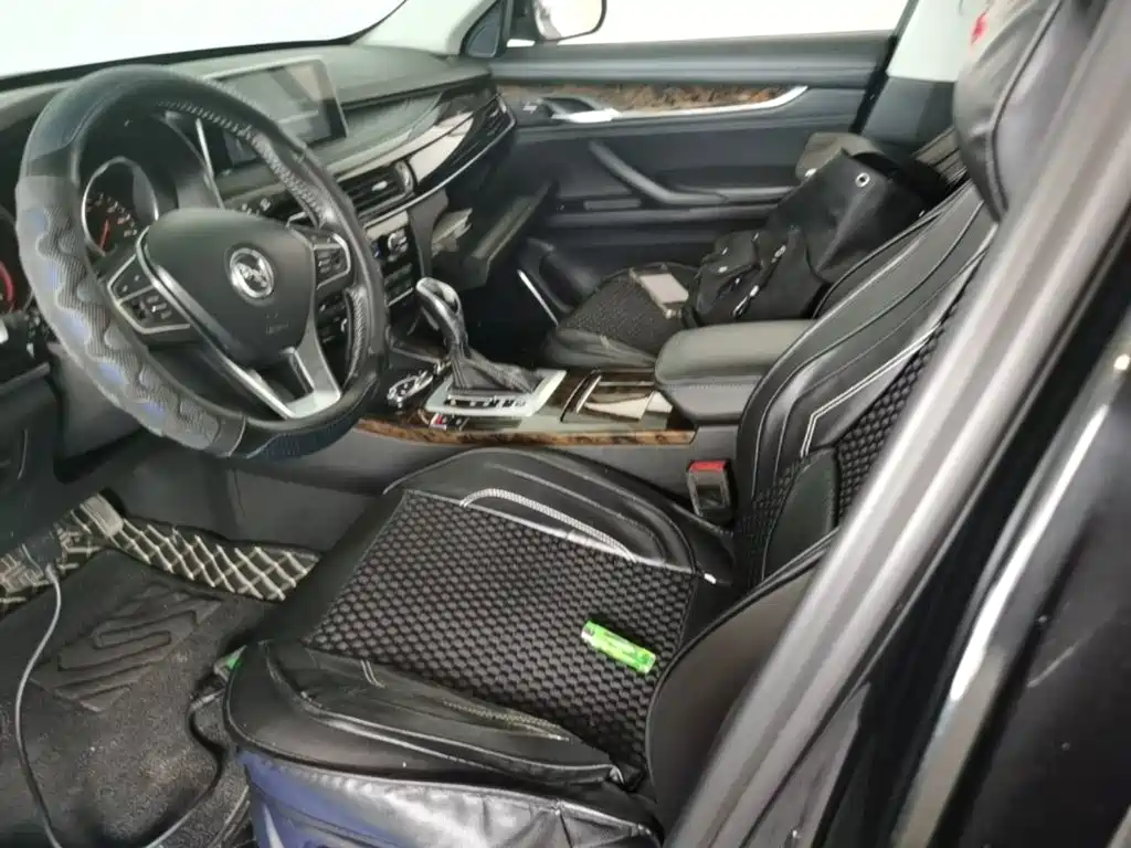 Hanteng Auto Hanteng X7 2018 2018 Model X7S 1.5T Automatic Flagship Edition