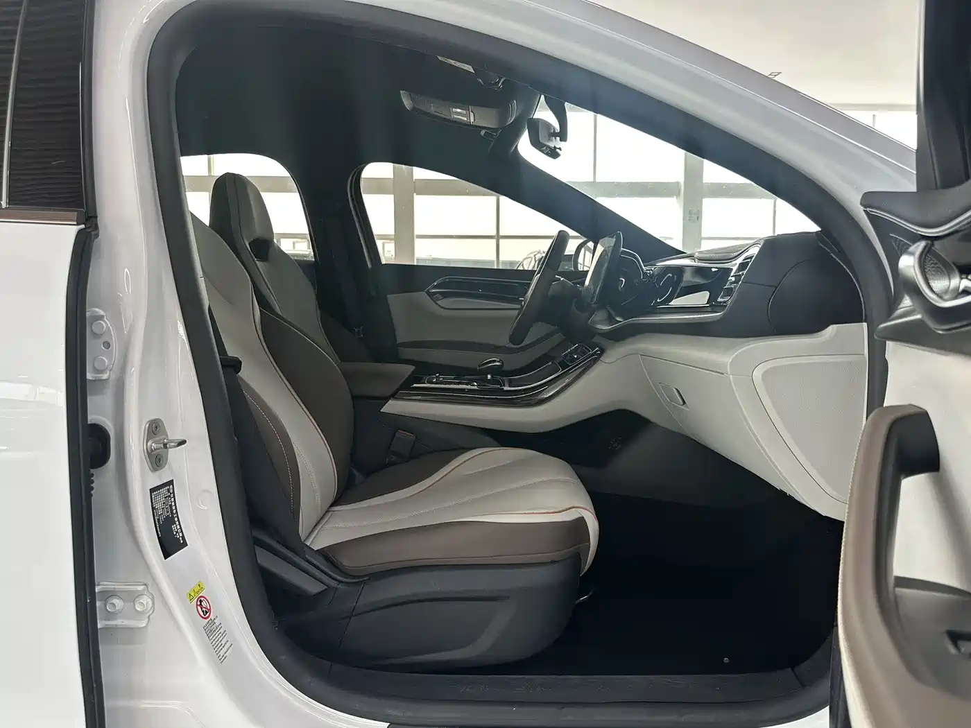 BYD Qin PLUS 2023 Champion Edition EV 420KM Leading Type фото 12