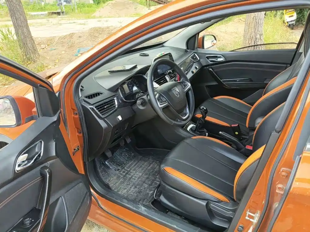 Baojun 310 2017 2016 1.2L Manual Luxury Type