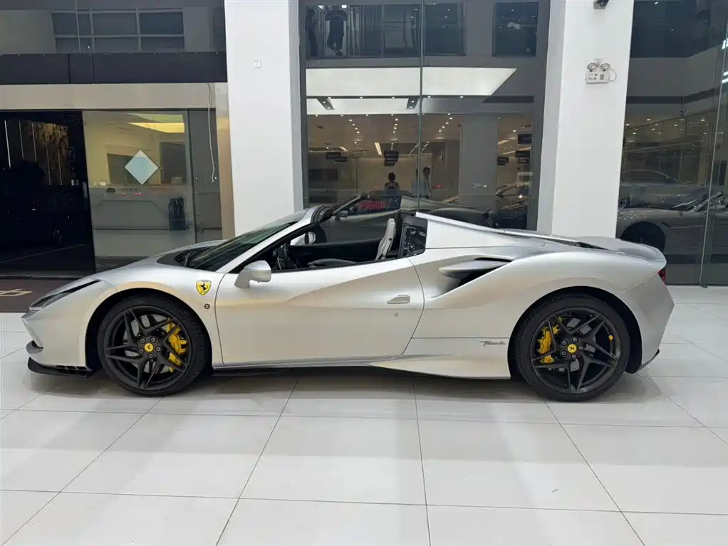 Ferrari F8 2020 Spider 3.9T V8 фото 6