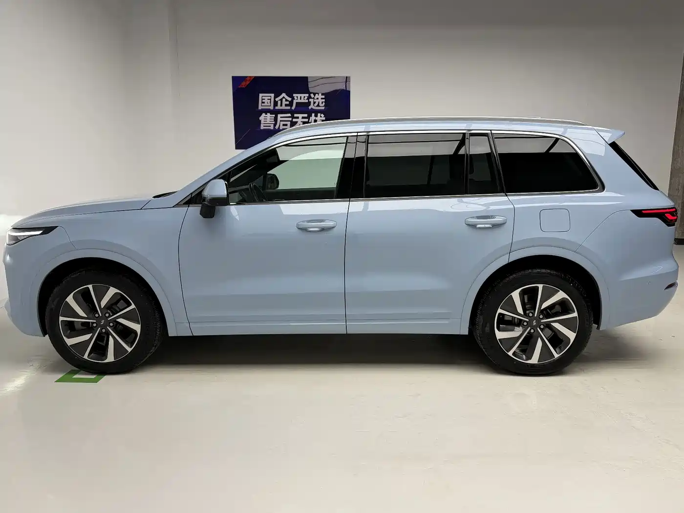 Фото 9 - Li Auto Li ONE