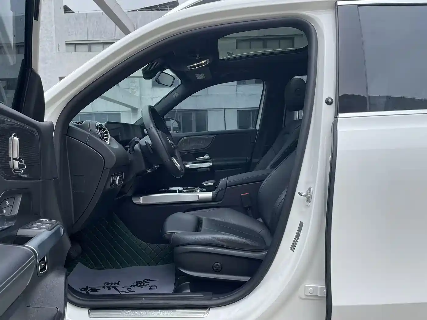 Mercedes-Benz GLB 2022 Model GLB 200 Dynamic Edition фото 4