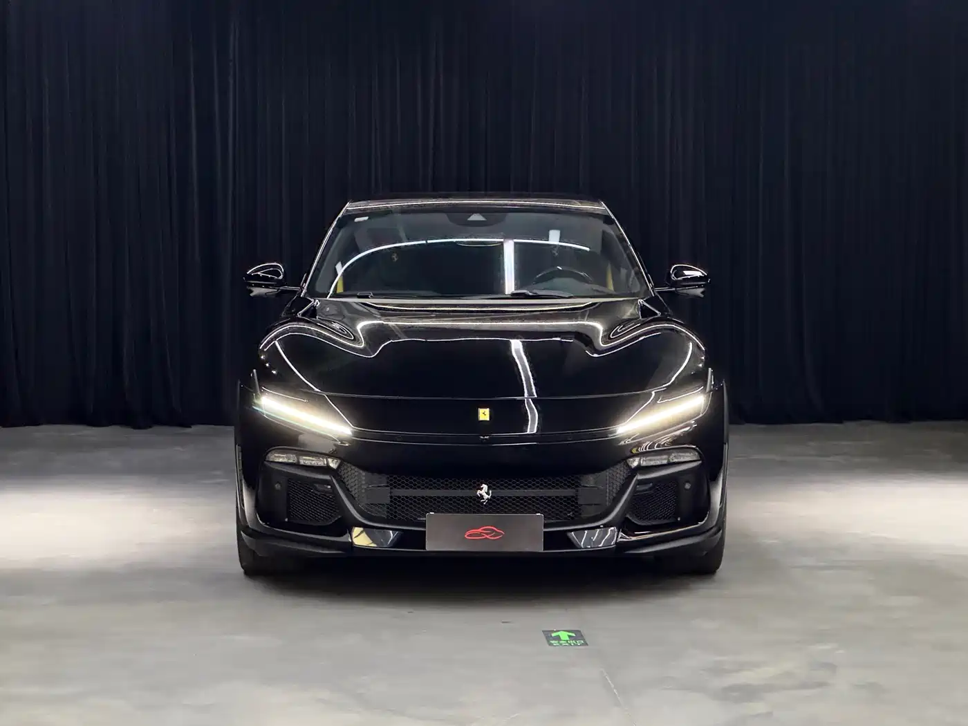 Ferrari Purosangue 2024 2023 6.5L V12
