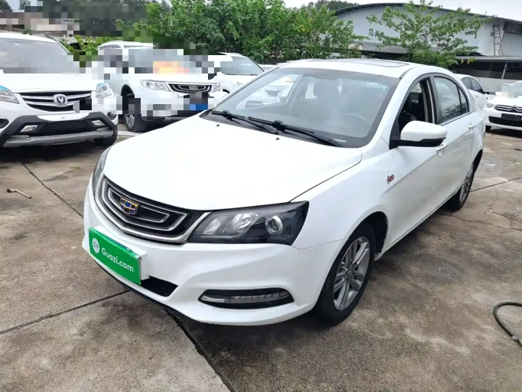 Фото 2 - Geely Emgrand