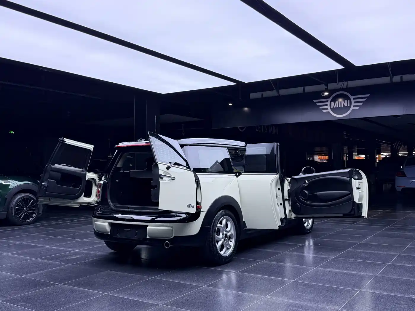 MINI CLUBMAN 2013 2011 1.6L COOPER Fun