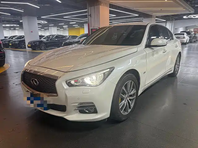 INFINITI Q50L