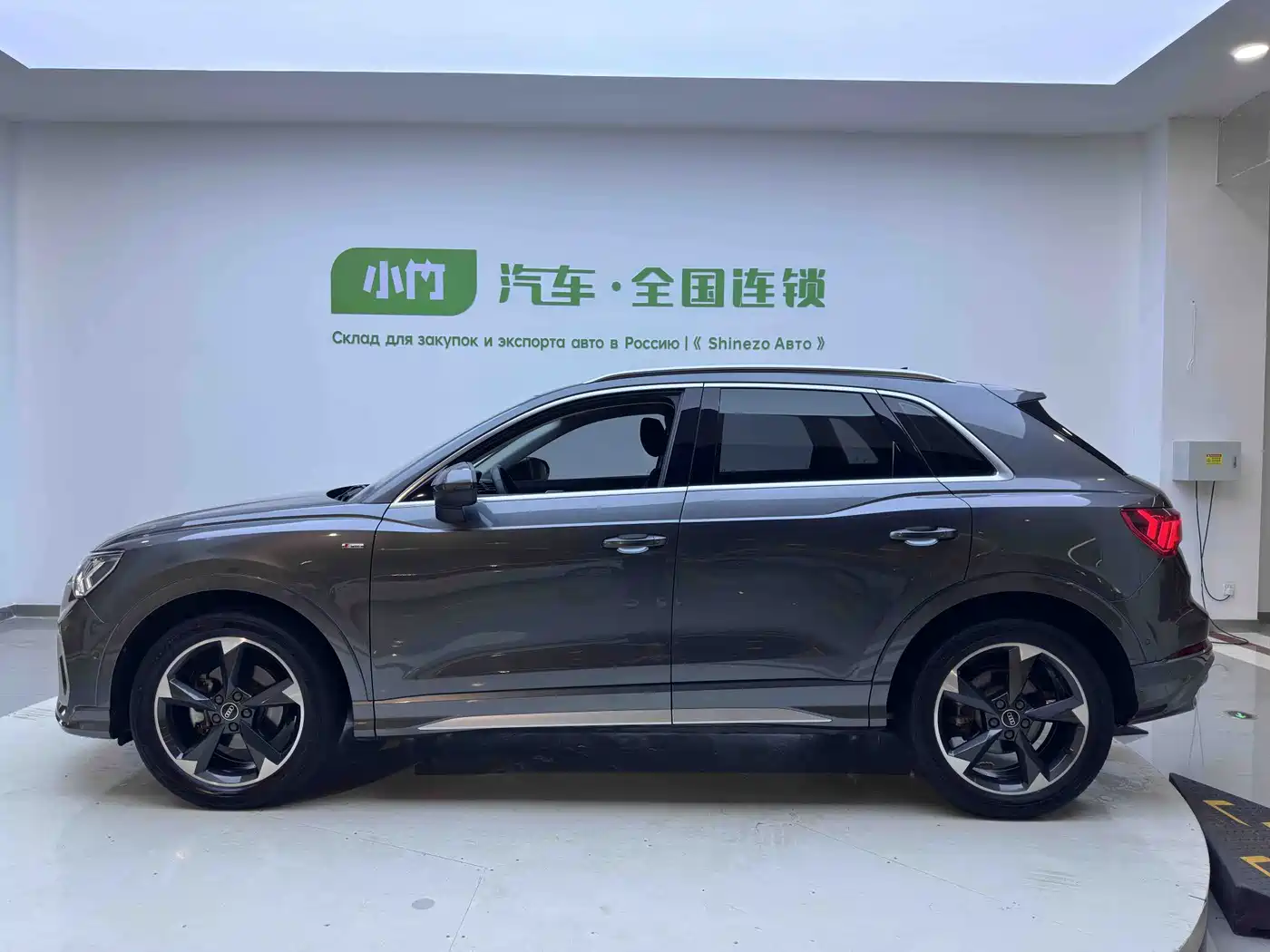 Audi Q3 2022 35 TFSI Fashion Dynamic фото 7