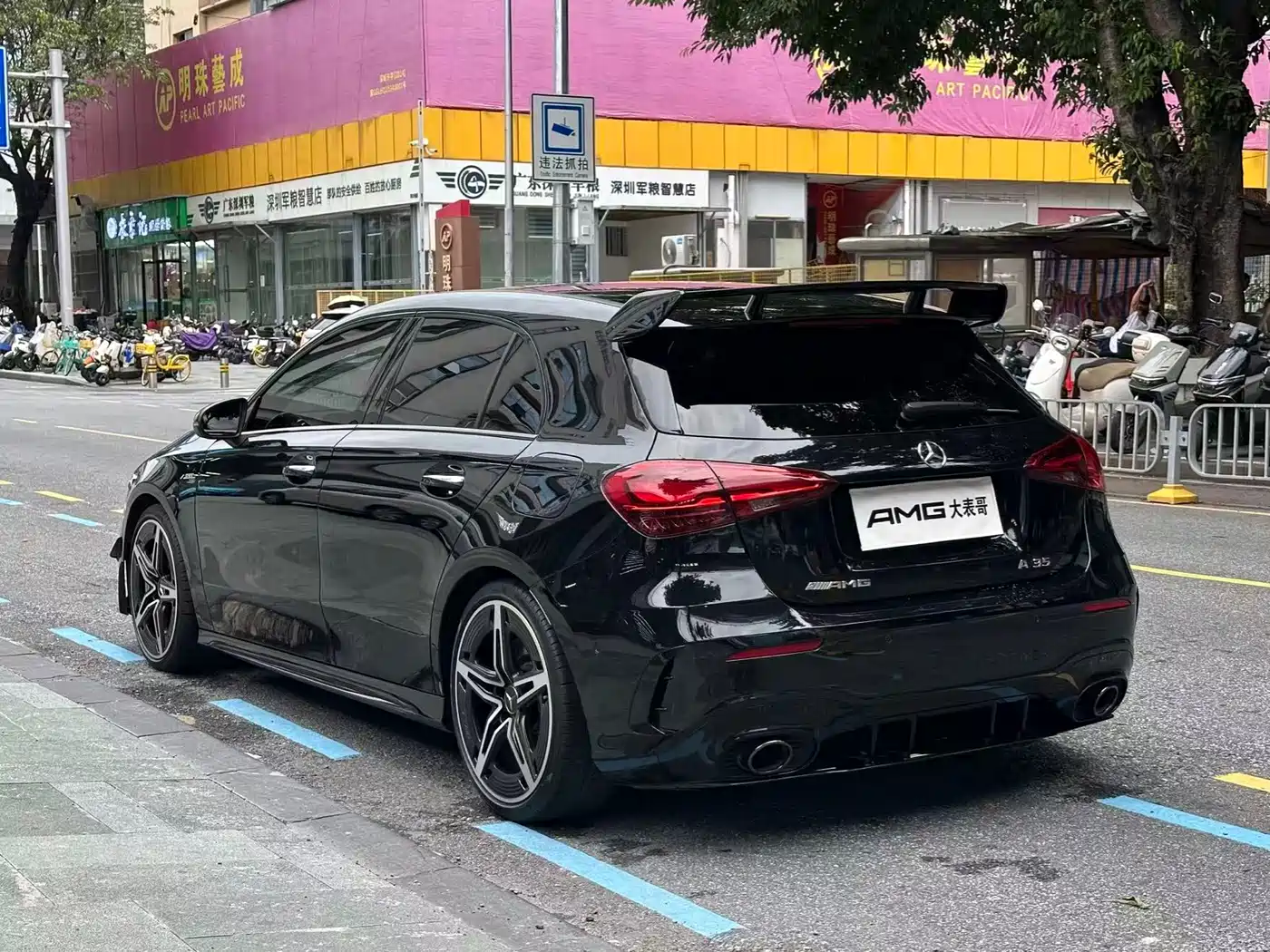 Mercedes-Benz A-Class AMG (Import) 2024 AMG A 35 4MATIC фото 14