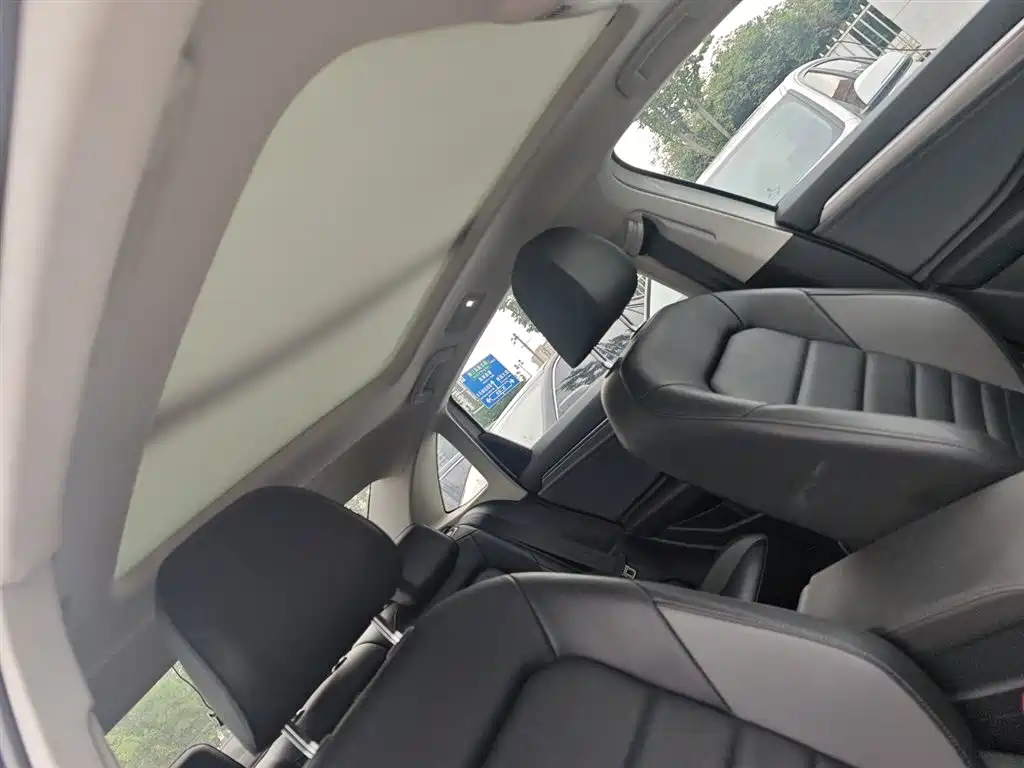 Volkswagen Sagitar 2021 280TSI DSG Surpassing Edition фото 5