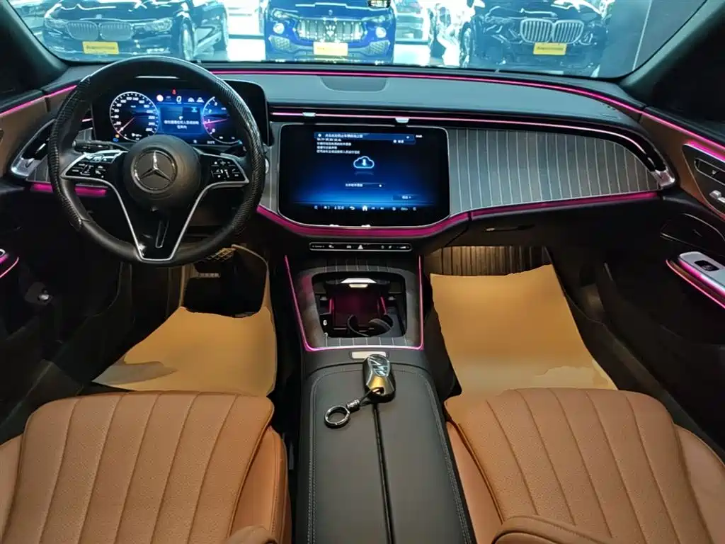 Mercedes-Benz E-Class 2024 E 300 L Fashion фото 10