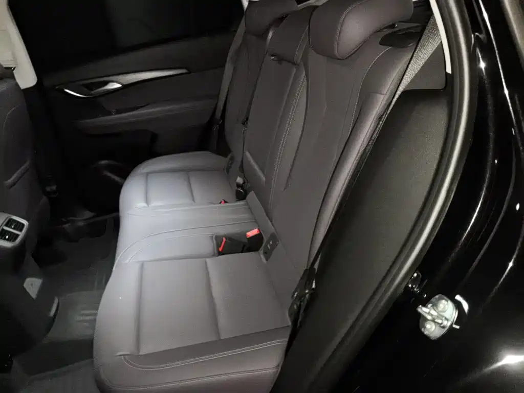 Buick Envision Plus 2026 2026 Envision Plus 28T FWD Base