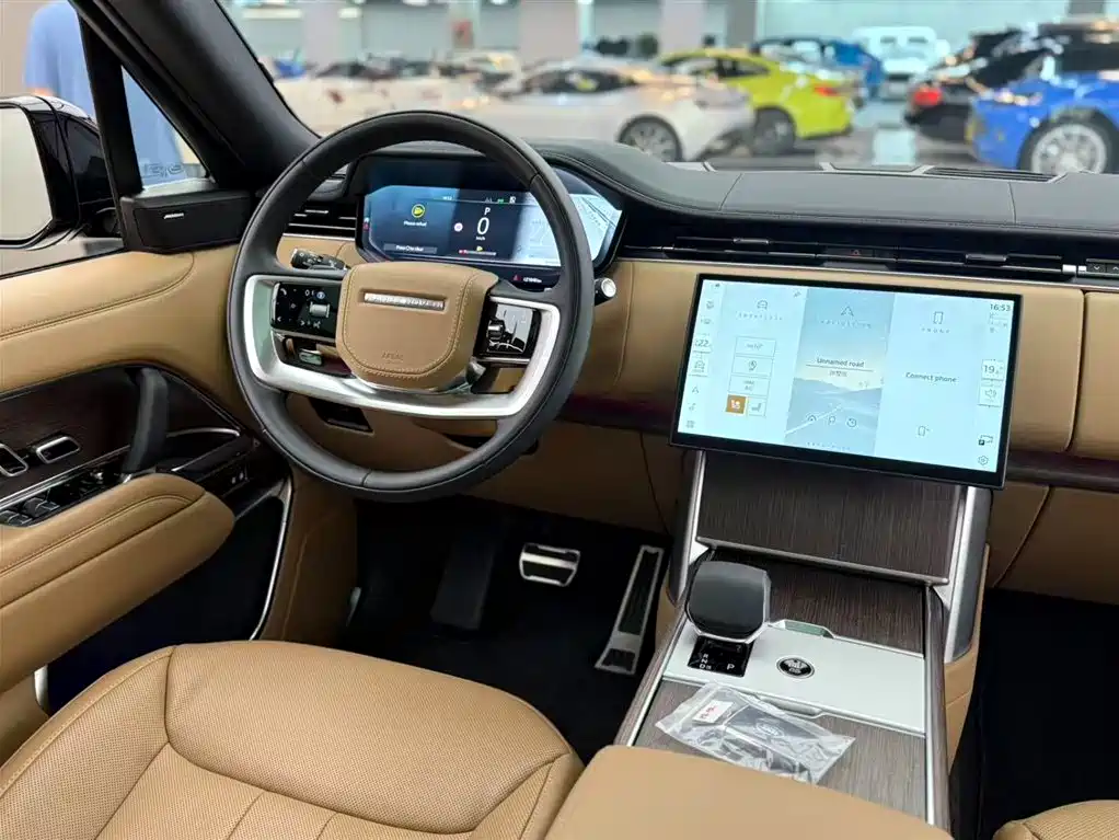 Land Rover Range Rover 2025 3.0 L6 400PS Flourishing Era Extended Wheelbase фото 6