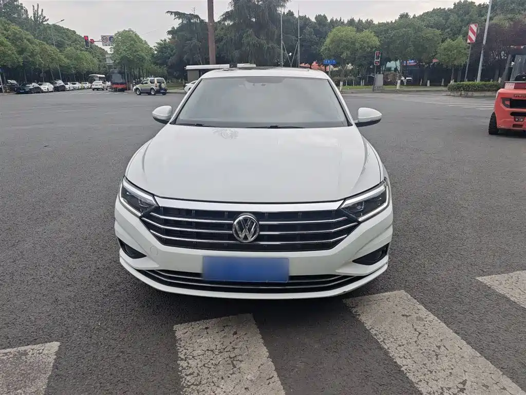 Volkswagen Sagitar 2021 280TSI DSG Surpassing Edition фото 11