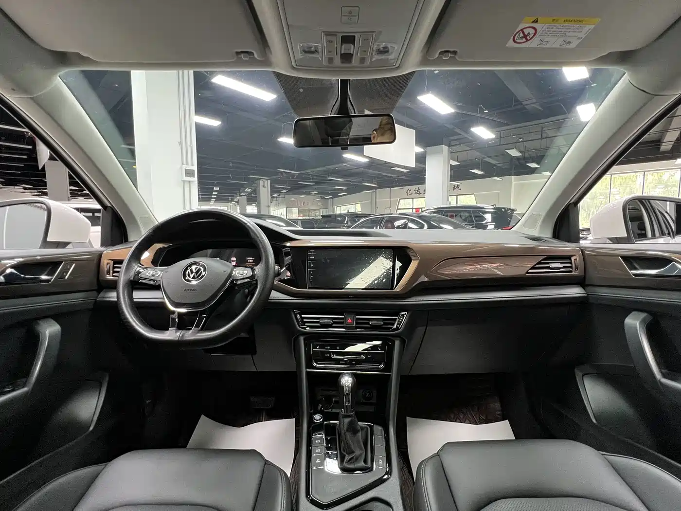 Volkswagen Tharu, миниатюра 23