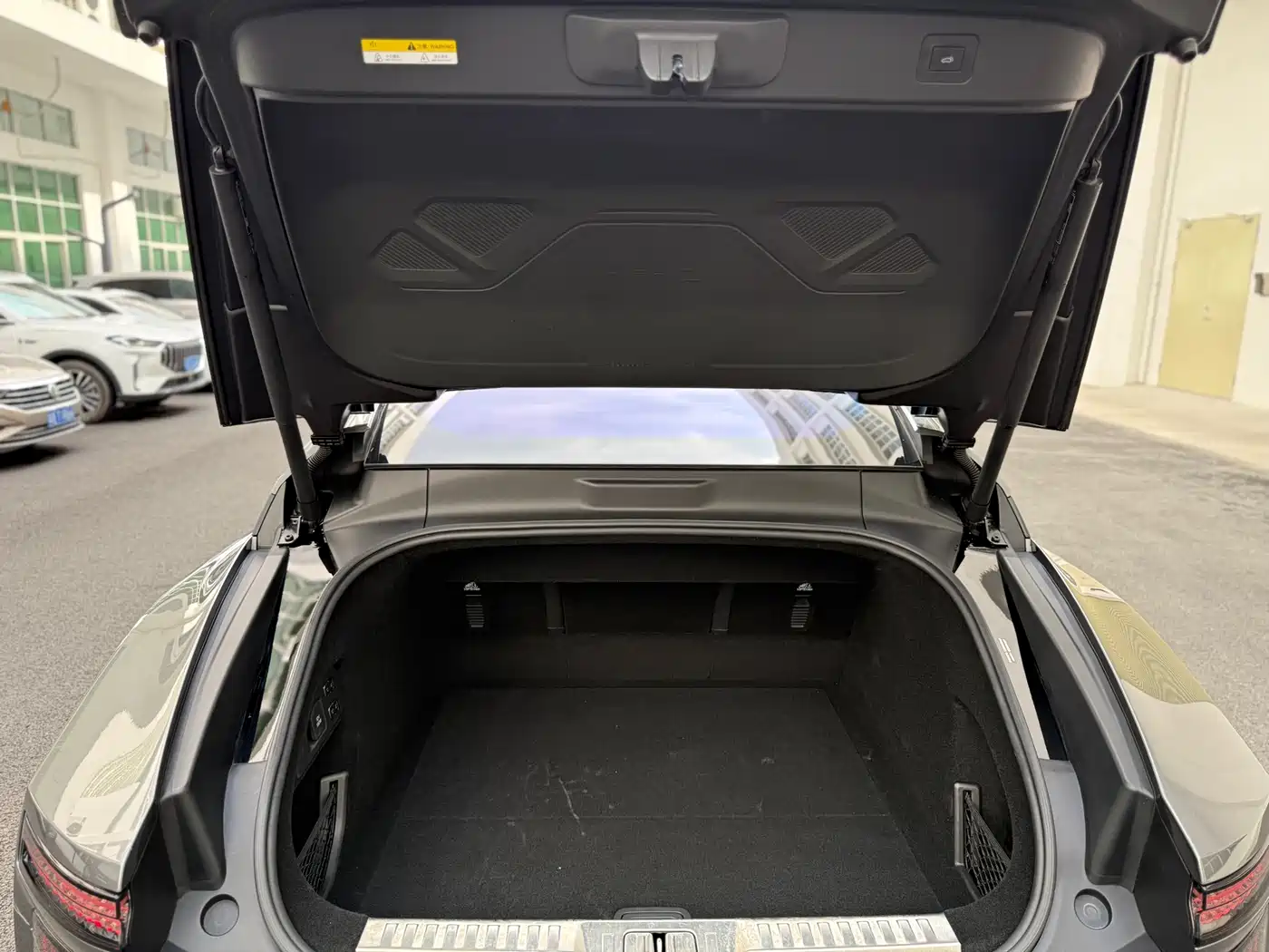 HiPhi Z 2023 2023 4-Seater Edition