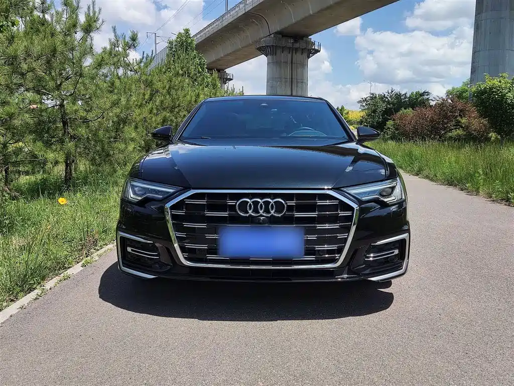 Audi A6L 2023 45 TFSI Premium Selection Dynamic фото 8