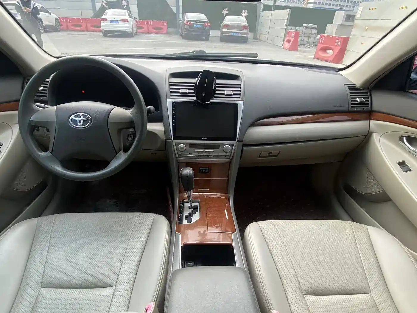 Toyota Camry 2013 200E Classic Elite Edition фото 17