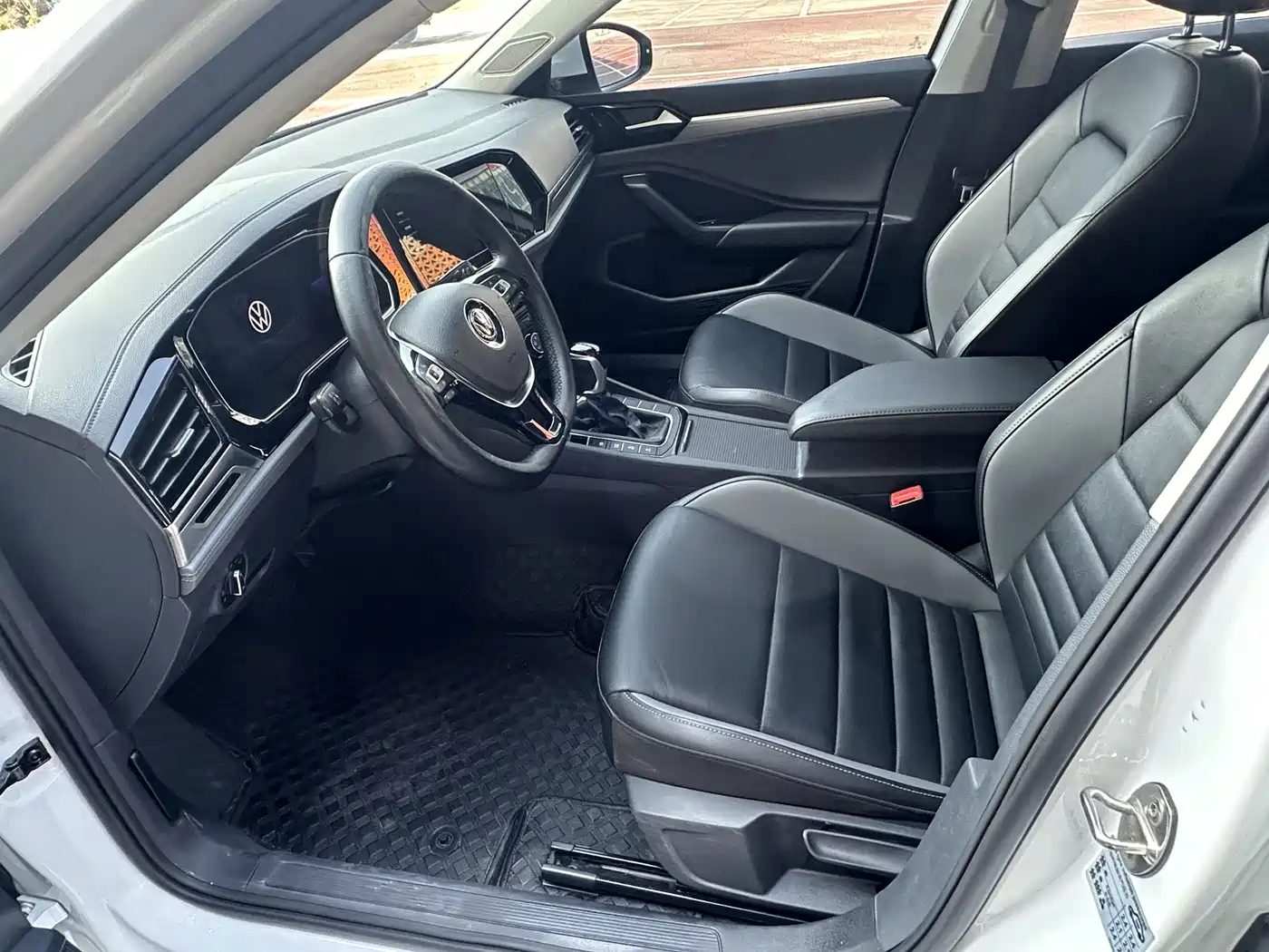Volkswagen Sagitar 2021 280TSI DSG Surpassing Edition фото 5