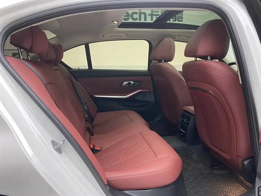 BMW 3 Series 2025 325Li M Sport Package фото 22