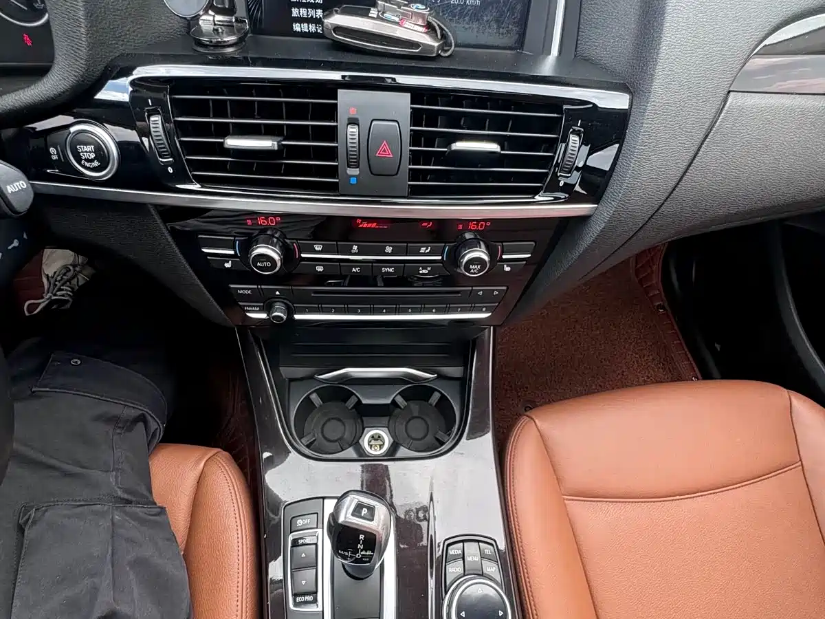 BMW X3 (Import) 2014 xDrive20i X Design Package фото 12