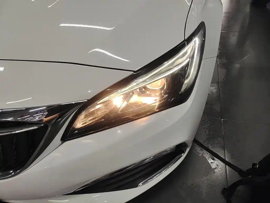 Buick Verano 2018 Sedan 15S Automatic Progressive фото 24