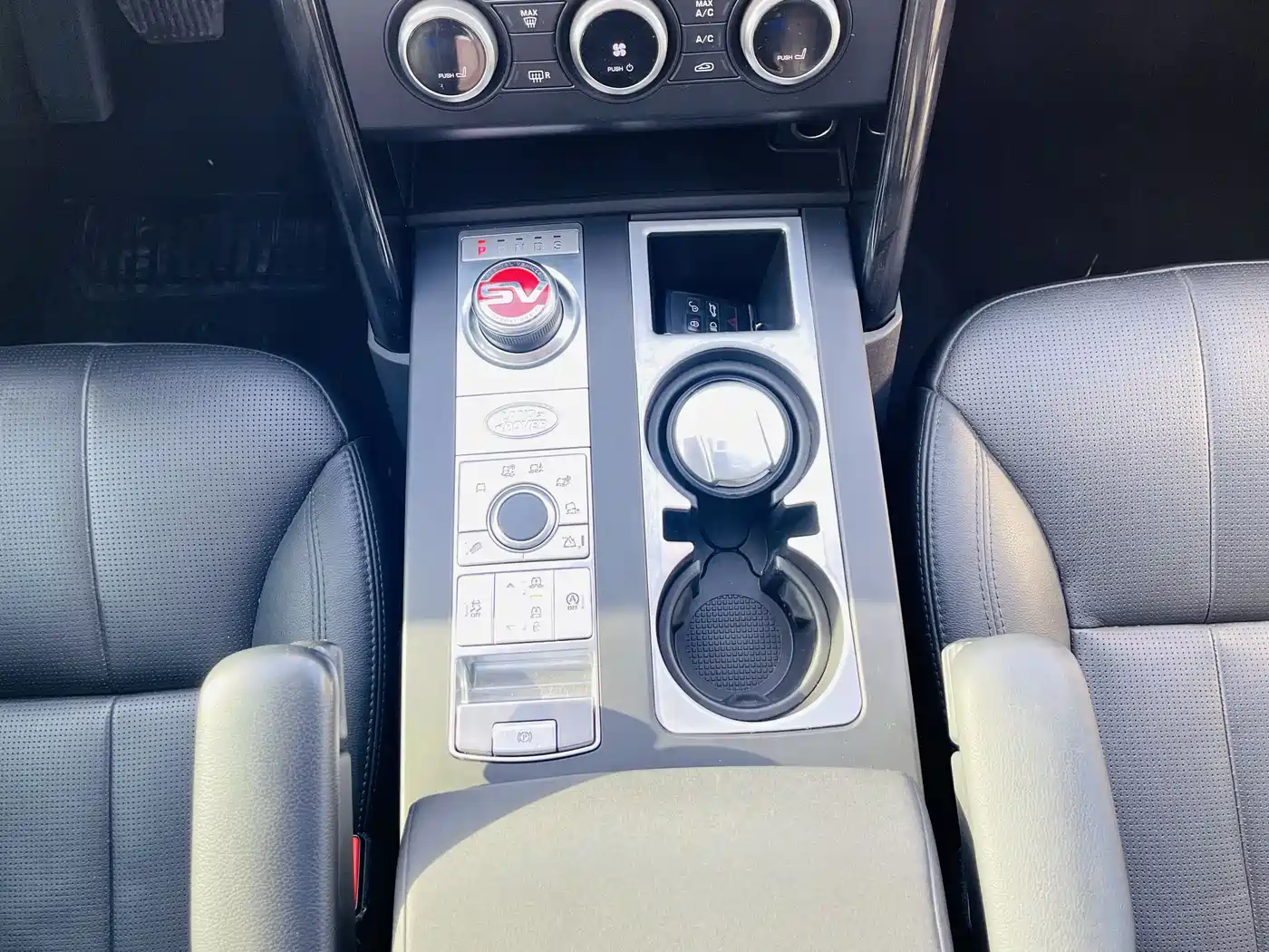 Land Rover Discovery 2020 3.0 SC V6 SE фото 14