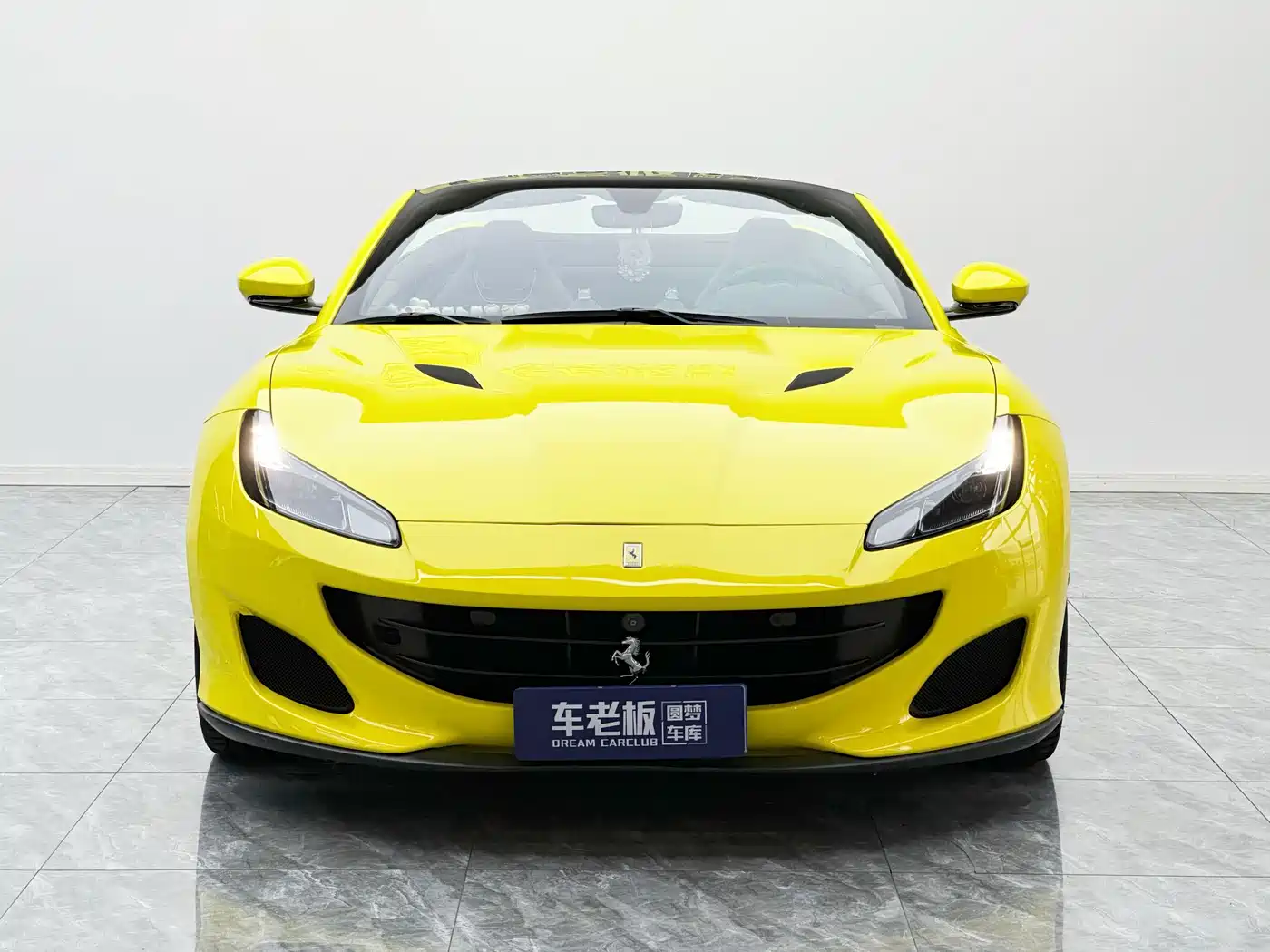 Ferrari Portofino 2019 2018 Model 3.9T