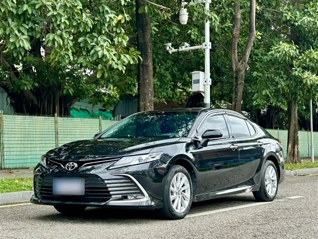 Toyota Camry 2021 2.0G Luxury Edition