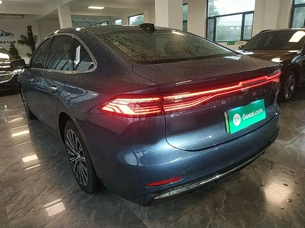 Geely Galaxy Galaxy A7 2025 EM-i фото 23
