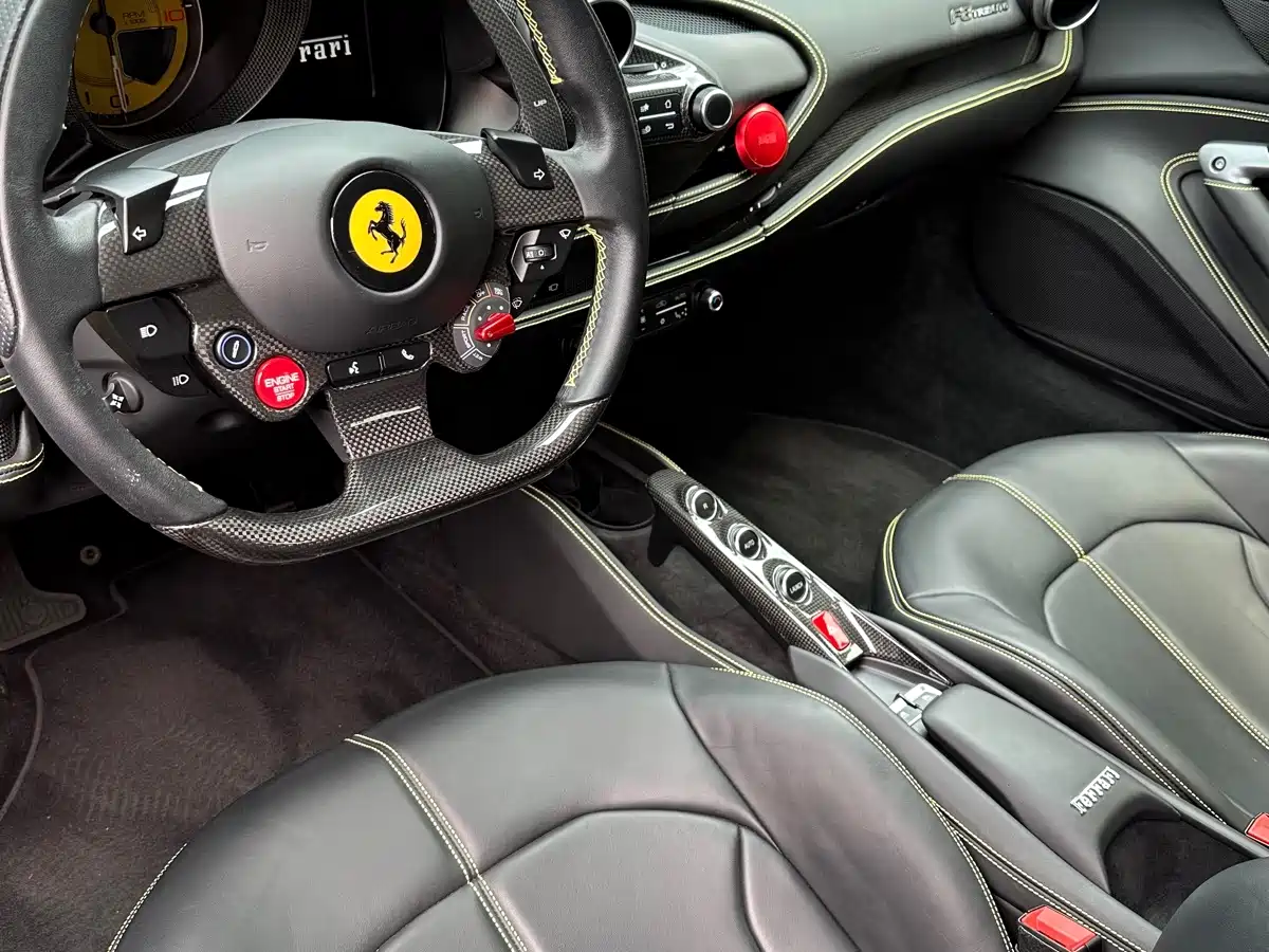 Ferrari F8 2021 2019 Tributo 3.9T V8