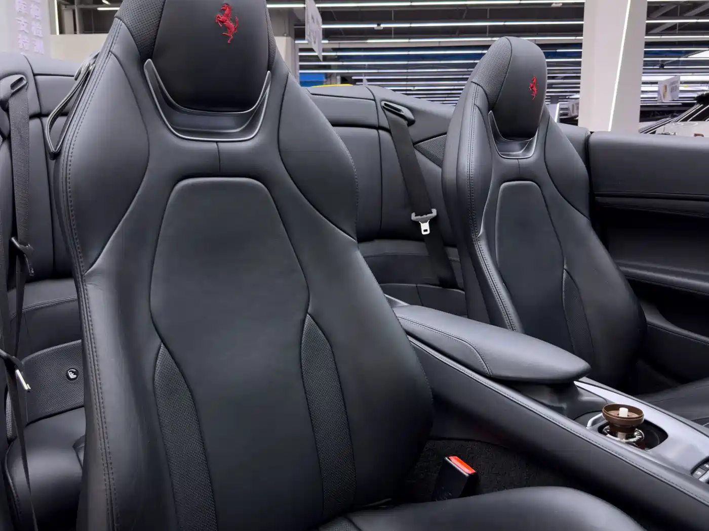 Ferrari Portofino 2019 2018 Model 3.9T