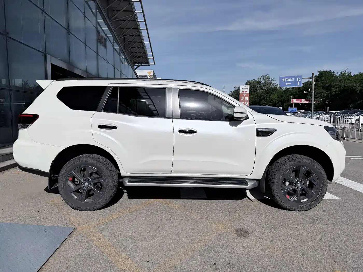 Dongfeng Fengdu Paladin 2023 Model 2.0T 4WD Premium Edition фото 12